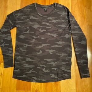Athleta Camo Sweatshirt S/T Size Like New